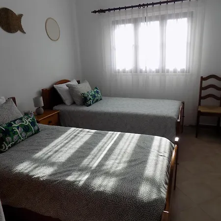 בית נופש Casa Do Cercado, *